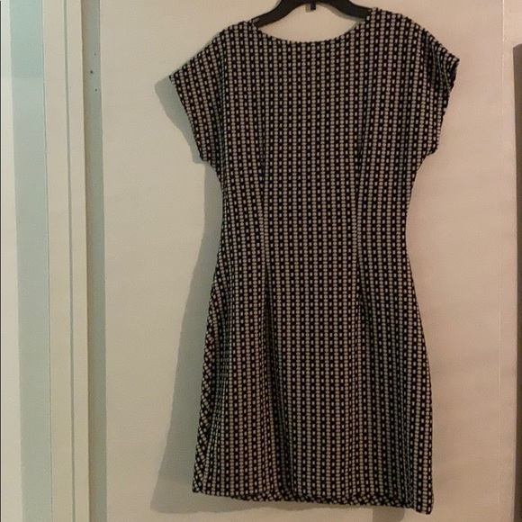 Saturday Sunday Dress Blk n Wt size Small - Picture 4 of 4